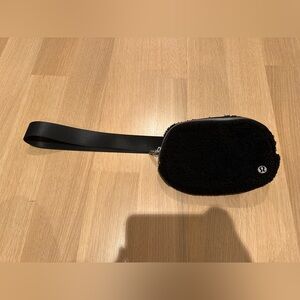 Lululemon Black Sherpa Belt Bag